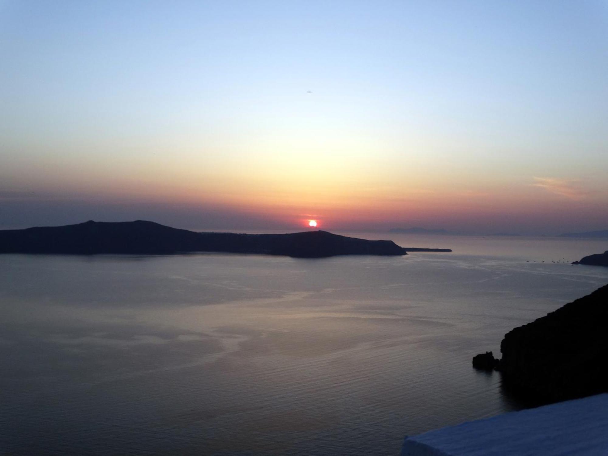 Yposkafo Suites - Villa - Santorini Fíra Kültér fotó