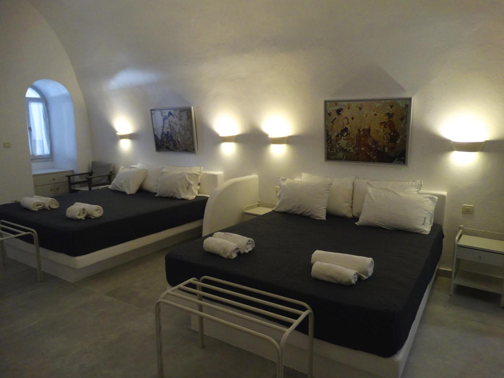 Yposkafo Suites - Villa - Santorini Fíra Kültér fotó