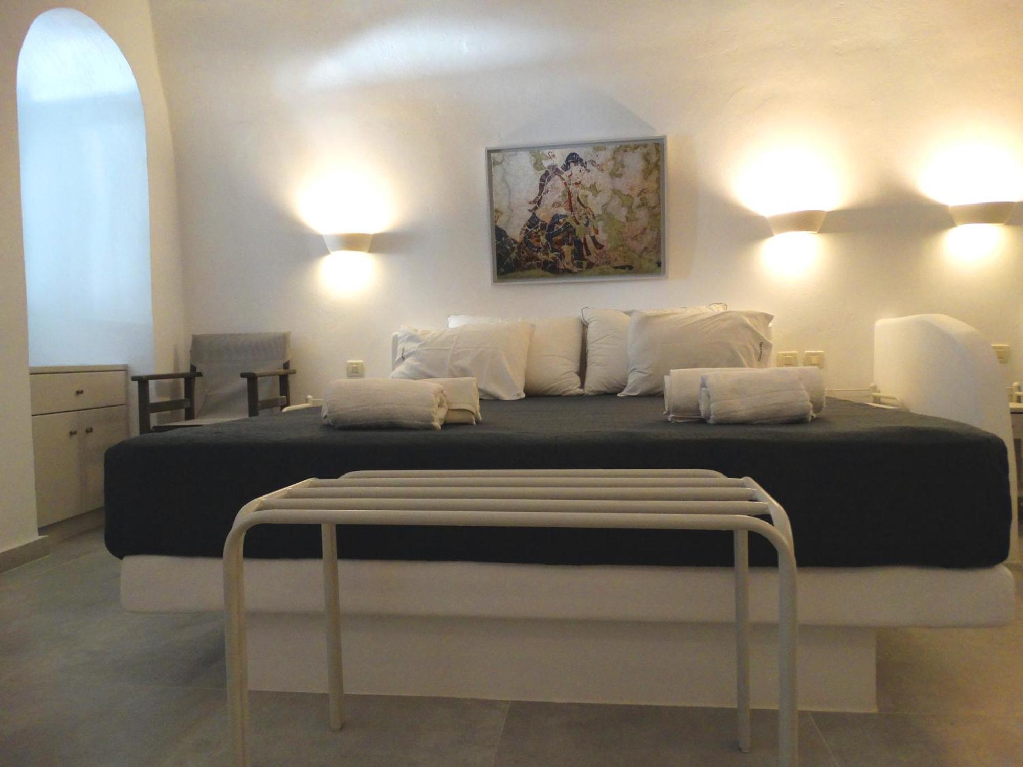 Yposkafo Suites - Villa - Santorini Fíra Kültér fotó